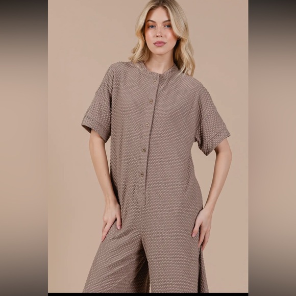 Fabulous Oversize Button Up Jumpsuit - Picture 7 of 7